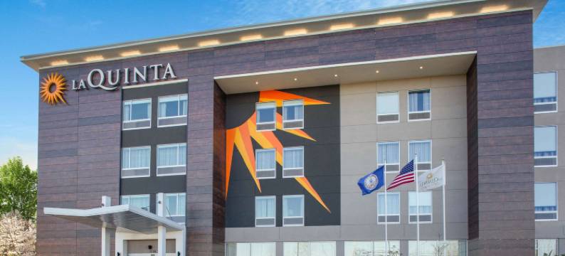 马纳萨斯杜勒斯机场温德姆拉昆塔套房酒店(La Quinta Inn & Suites by Wyndham Manassas VA-Dulles Airport)图片