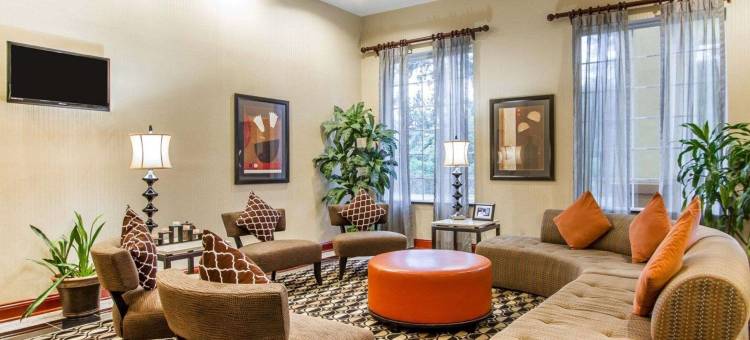 格林维尔I-65凯艺套房酒店(Quality Inn & Suites Greenville I-65)图片