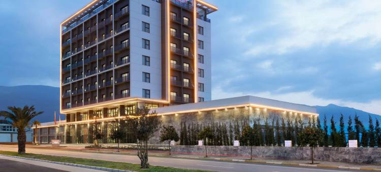 蒂雷温德姆华美达酒店(Ramada by Wyndham Tire)图片