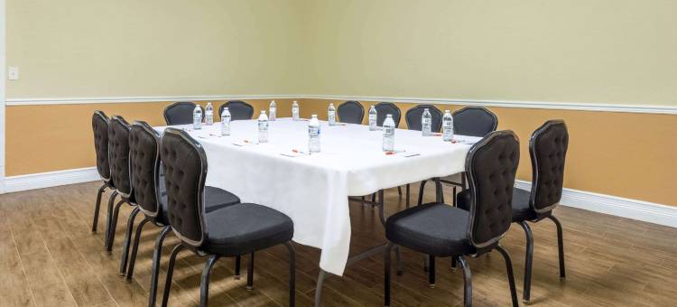 莱克兰豪生酒店(Howard Johnson by Wyndham Lakeland)图片