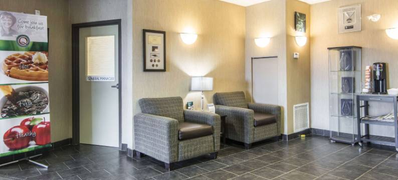 汤普森套房品质酒店(Quality Inn & Suites Thompson)图片