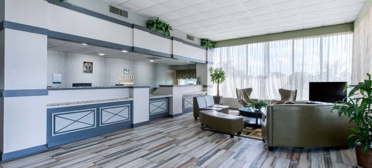 布鲁克斯维尔I-75-戴德市凯艺套房酒店(Quality Inn & Suites Brooksville I-75-Dade City)图片