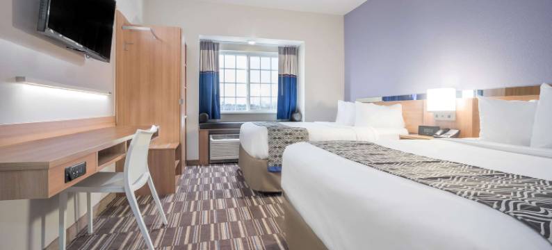 穆尔黑德法戈区麦客达套房酒店(Microtel Inn & Suites by Wyndham Moorhead Fargo Area)图片