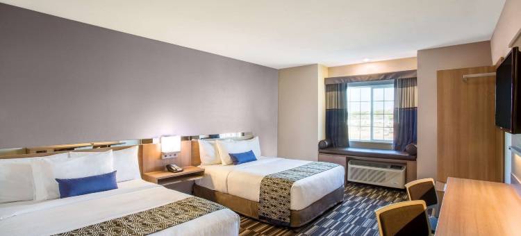 那不勒斯弗纳尔麦客达套房酒店(Microtel by Wyndham Vernal / Naples)图片