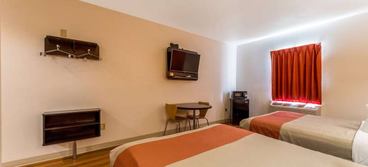 德克萨斯乔丹顿 6 号汽车旅馆(Motel 6 Jourdanton, TX)图片