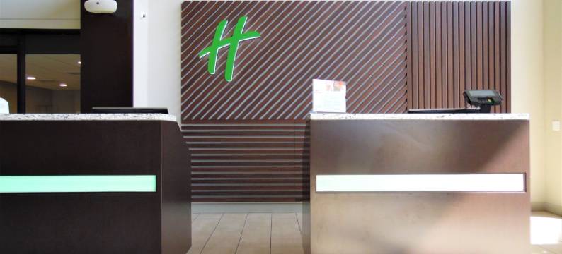 布卢明顿诺尔玛假日酒店-洲际酒店集团旗下(Holiday Inn Bloomington - Normal by IHG)图片