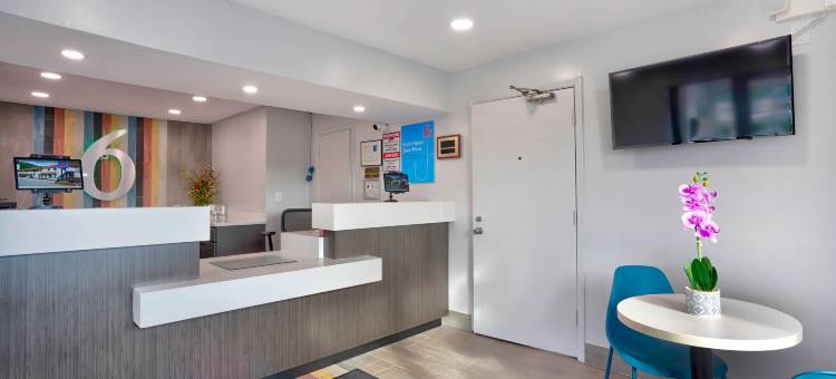 北卡罗莱纳兰伯顿 6 号汽车旅馆(Motel 6 Lumberton, NC)图片