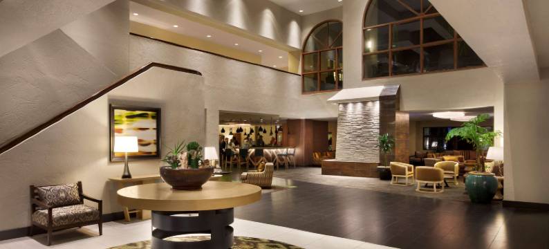 希尔顿旗下凤凰城坦佩大使套房酒店(Embassy Suites by Hilton Phoenix Tempe)图片