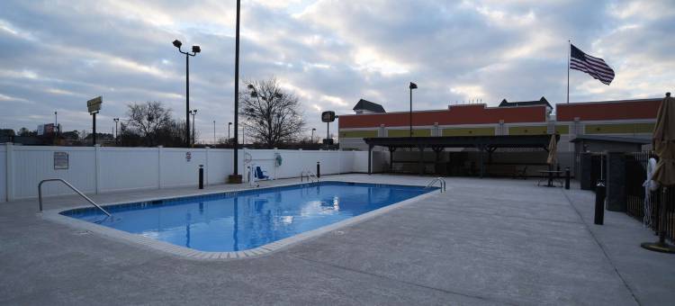 贝斯特韦斯特亨茨维尔酒店(Best Western Huntsville)图片