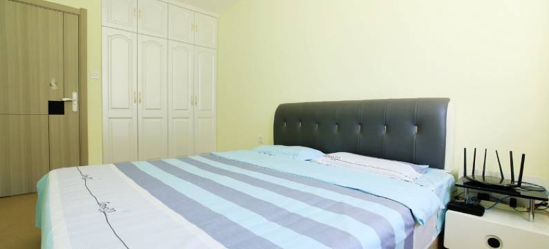 贝子庙后街民宿(杭盖路分店)图片