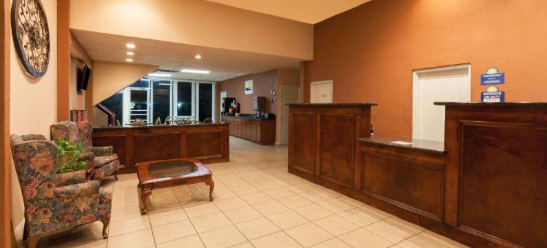 俄克拉何马城展览会戴斯酒店(Days Inn by Wyndham Oklahoma City Fairground)图片