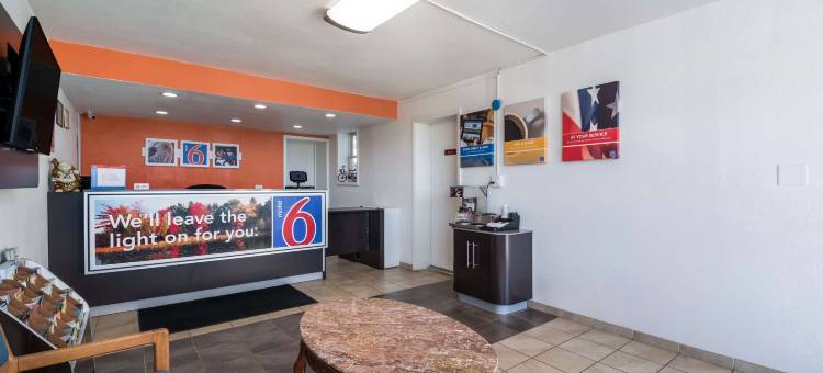 北卡罗来纳康内里泉 6 号汽车旅馆(Motel 6 Connellys Springs, NC)图片