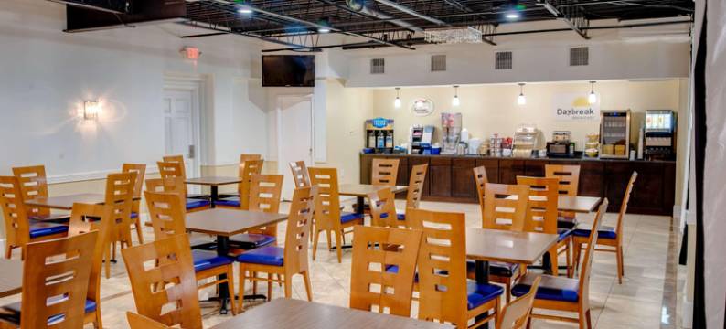 彼得堡街温德姆速 8 酒店(Super 8 by Wyndham St. Petersburg)图片