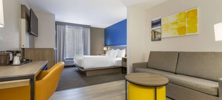 哥伦比亚东北-杰克逊堡舒适套房酒店(Comfort Suites Columbia Northeast - Fort Jackson)图片