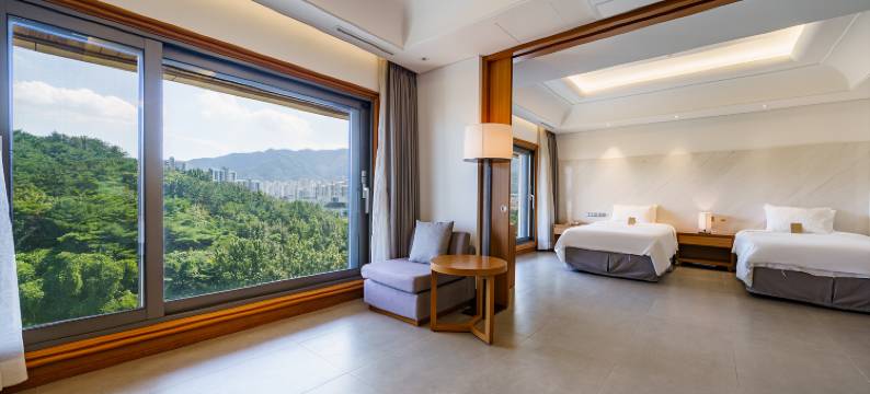 松林酒店(Pinegrove Hotel)图片