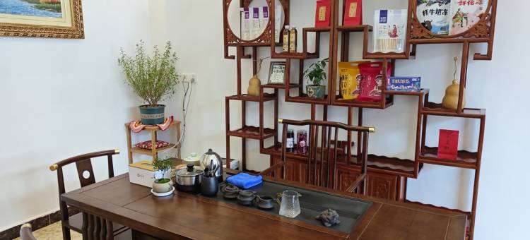 大理拾月理民宿(弘圣路分店)图片