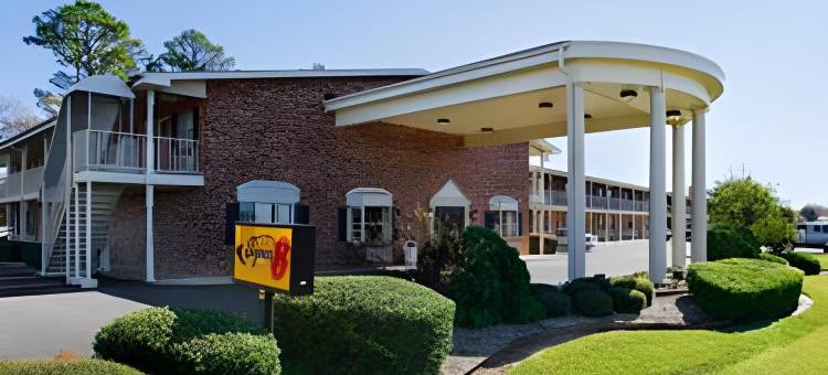 门罗西速8酒店(Super 8 by Wyndham Monroe West)图片