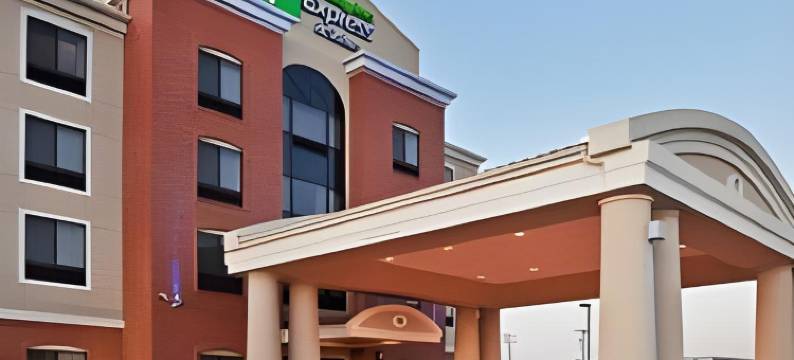 恩波里亚西北智选假日酒店及套房(Holiday Inn Express & Suites EMPORIA NORTHWEST by IHG)图片