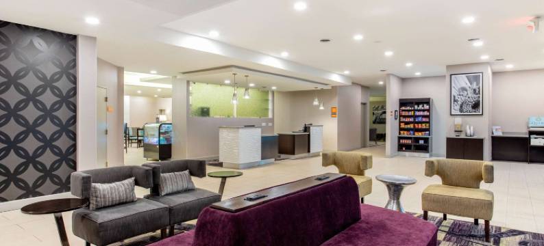 印第安纳波利斯南拉昆塔温德姆套房酒店(La Quinta Inn & Suites by Wyndham Indianapolis South)图片