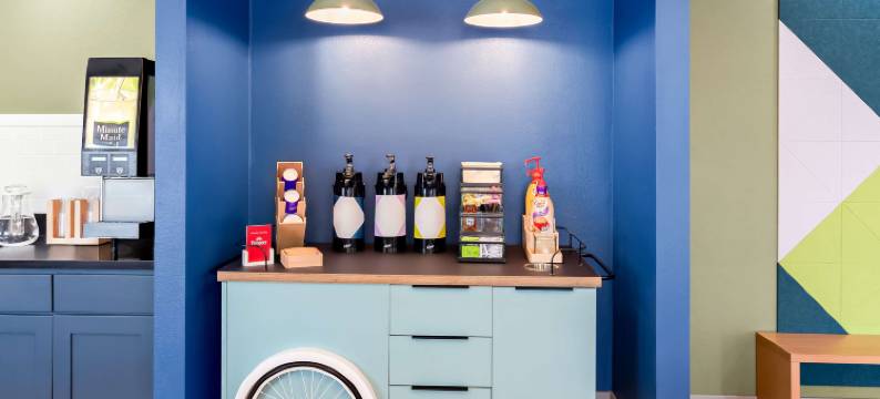 斯普林菲尔德西南希尔顿Spark酒店(Spark by Hilton Springfield Southwest)图片