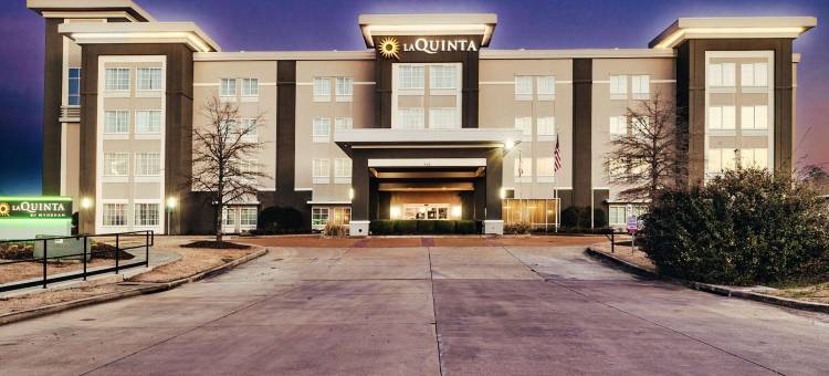 斯塔克维尔密歇根州立大学拉昆塔温德姆套房酒店(La Quinta Inn & Suites by Wyndham Starkville at MSU)图片