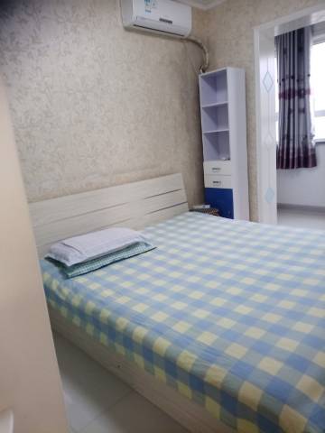 独库雪莲公寓(团结南街分店)