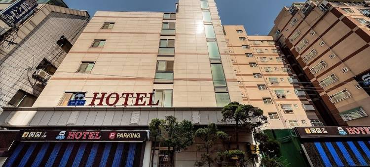 纳斯酒店(Gentleman Hotel)图片