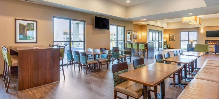 伯灵顿I-5附近舒适套房酒店(Comfort Suites Burlington Near I-5)图片