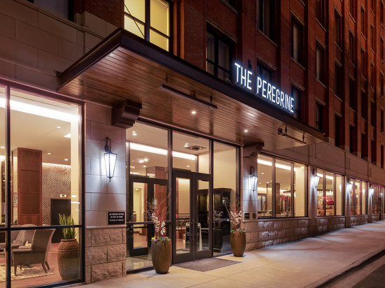 游隼奥马哈市中心 - 希尔顿格芮精选