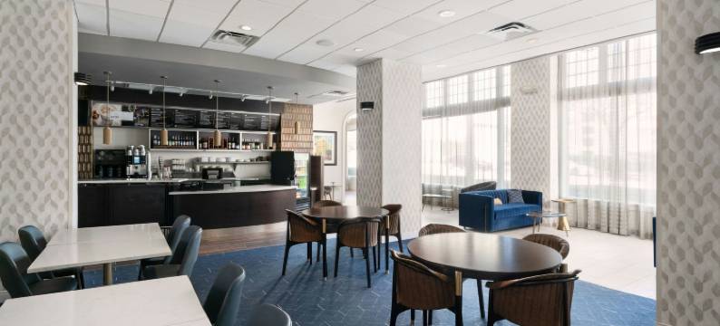 圣彼得堡市中心万怡酒店(Courtyard St. Petersburg Downtown)图片