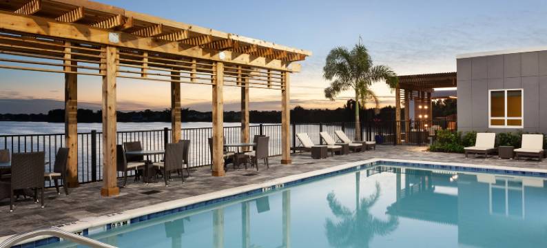 温特黑文万怡酒店(Courtyard Winter Haven)图片