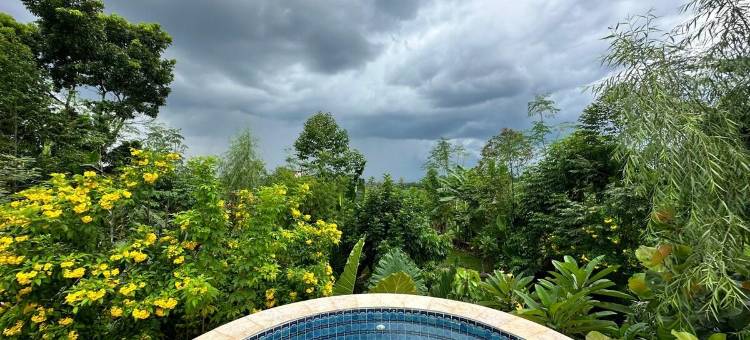 位于瓦讷赫朗的2卧室别墅-3000平方米|带4个独立浴室(Lil ubud cileungsi with jacuzzi)图片