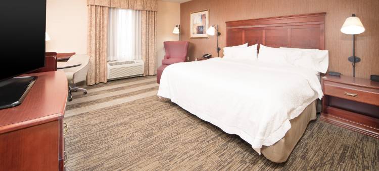 格林斯堡欢朋套房酒店(Hampton Inn & Suites Greensburg)图片