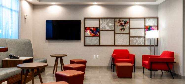 希尔顿欢朋酒店-埃尔克霍恩(Hampton Inn Elkhorn Lake Geneva Area)图片