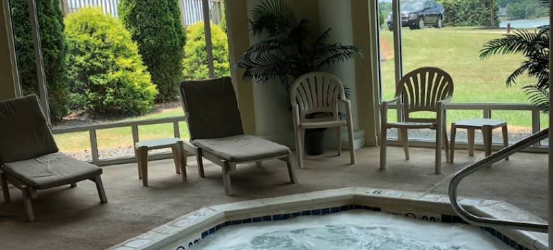 Romantic SML Penthouse, Bernard’s Landing. Smith Mountain Lake 3 Pools图片