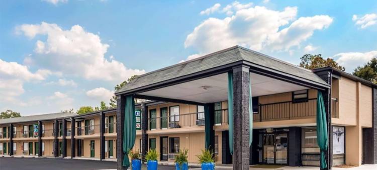 Super 8 by Wyndham Daleville/Fort Novosel图片