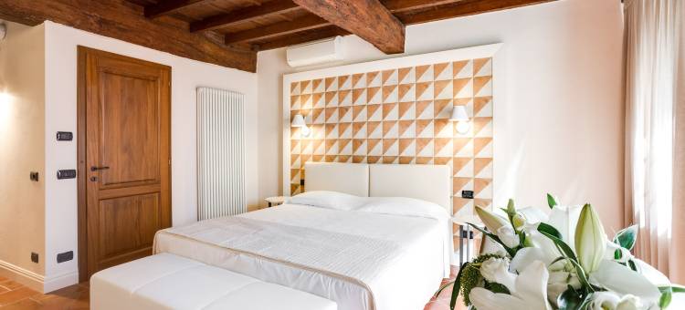 费拉拉酒店(Ferrara Rooms)图片