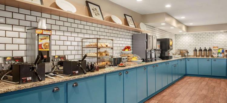 埃姆斯丽怡酒店(Country Inn & Suites by Radisson, Ames, IA)图片