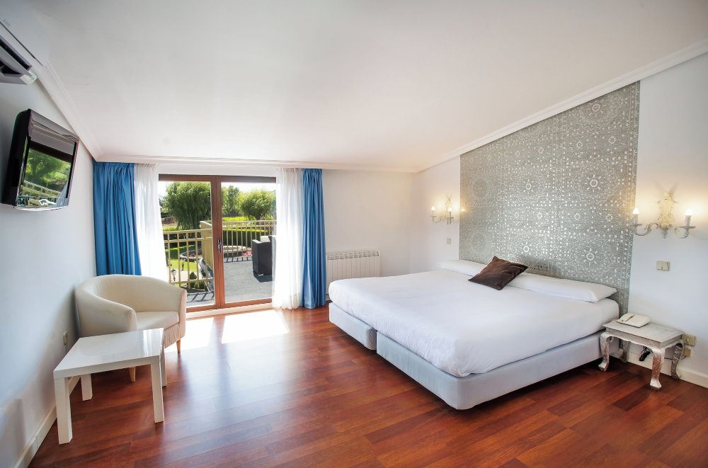 Hotel Conde Rodrigo II by EME Hoteles Over view