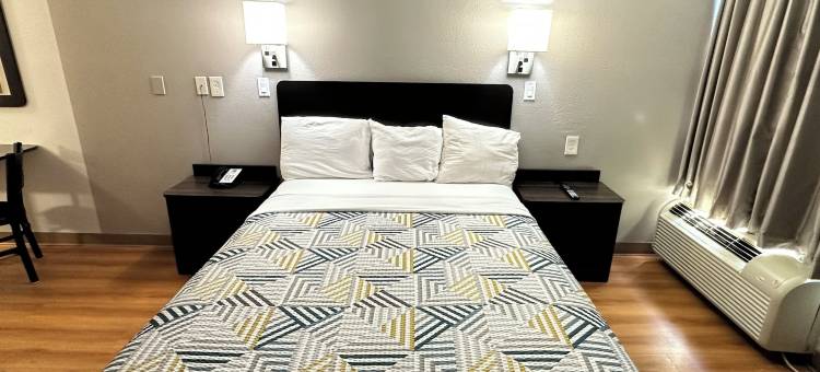 格林斯伯勒机场6号汽车旅馆(Motel 6 Greensboro, NC - Airport)图片