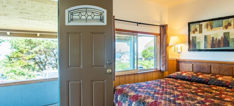 海滨海景小屋(Oceanside Ocean Front Cabins)图片