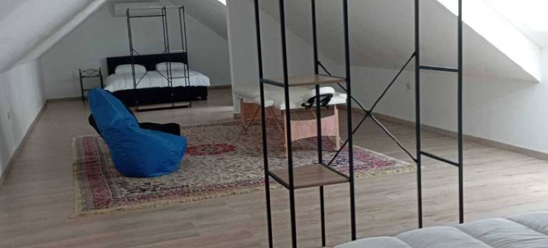 "脚在水中"的别墅(La Villa les Pieds Dans Leau)图片