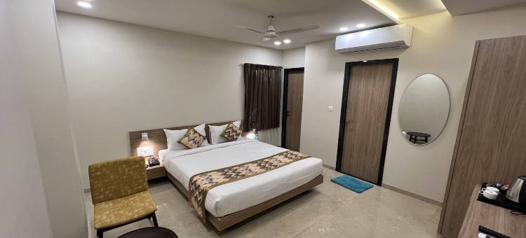 弗林达纳瑟姆酒店(Hotel Natham by Vrinda)图片