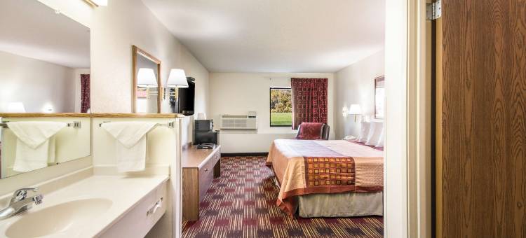 哈里森维尔美洲最佳价值套房酒店(Americas Best Value Inn and Suites Harrisonville)图片