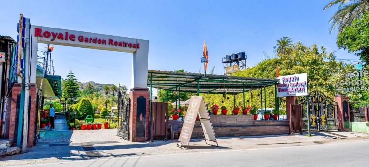 Fabhotel皇家花园度假村(FabHotel Resort Royal Garden Retreat)图片