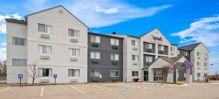 莫林四城希尔顿spark酒店(Spark by Hilton Moline Quad Cities)图片