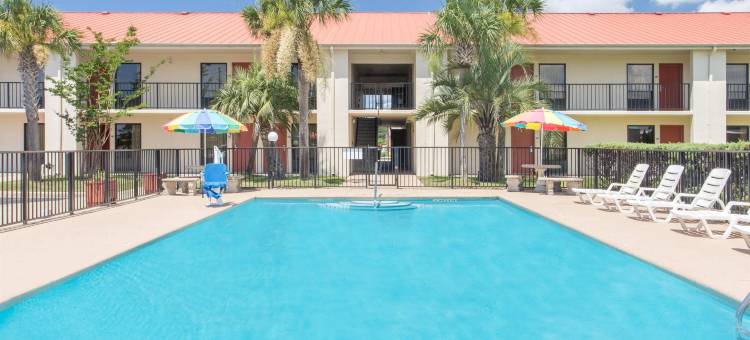 纳瓦拉 - 海滩/哈尔伯特附近温德姆戴斯套房酒店(Days Inn & Suites by Wyndham Navarre - Near Beaches/Hurlburt)图片