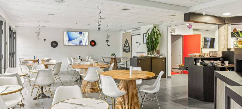 AKENA酒店拉费尔特伯纳德(Hôtel Akena la Ferté Bernard)图片