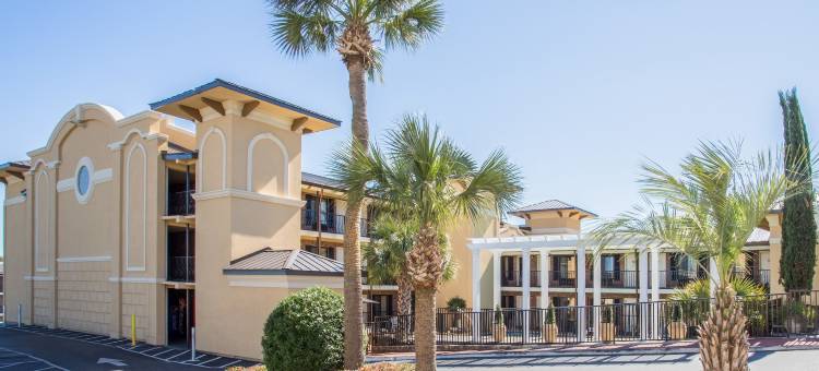 彭萨科拉-历史市中心戴斯酒店(Days Inn by Wyndham Pensacola - Historic Downtown)图片