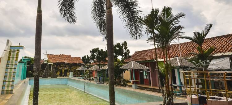 斯波特昂2488蒂尔塔梅拉蒂伊斯兰别墅(Spot on 2488 Villa Tirta Melati Syariah)图片